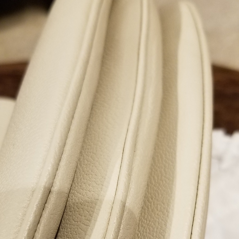 See By Chloe Light Beige Hana Studded Handbag - Picture 6 of 8